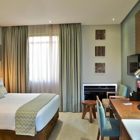 Cresta Maun Hotel Eksteriør billede