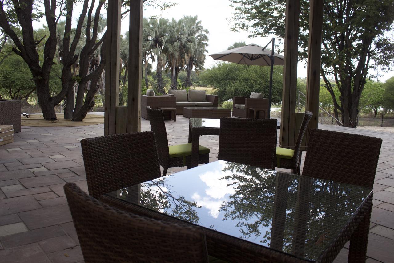 Cresta Maun Hotel Eksteriør billede