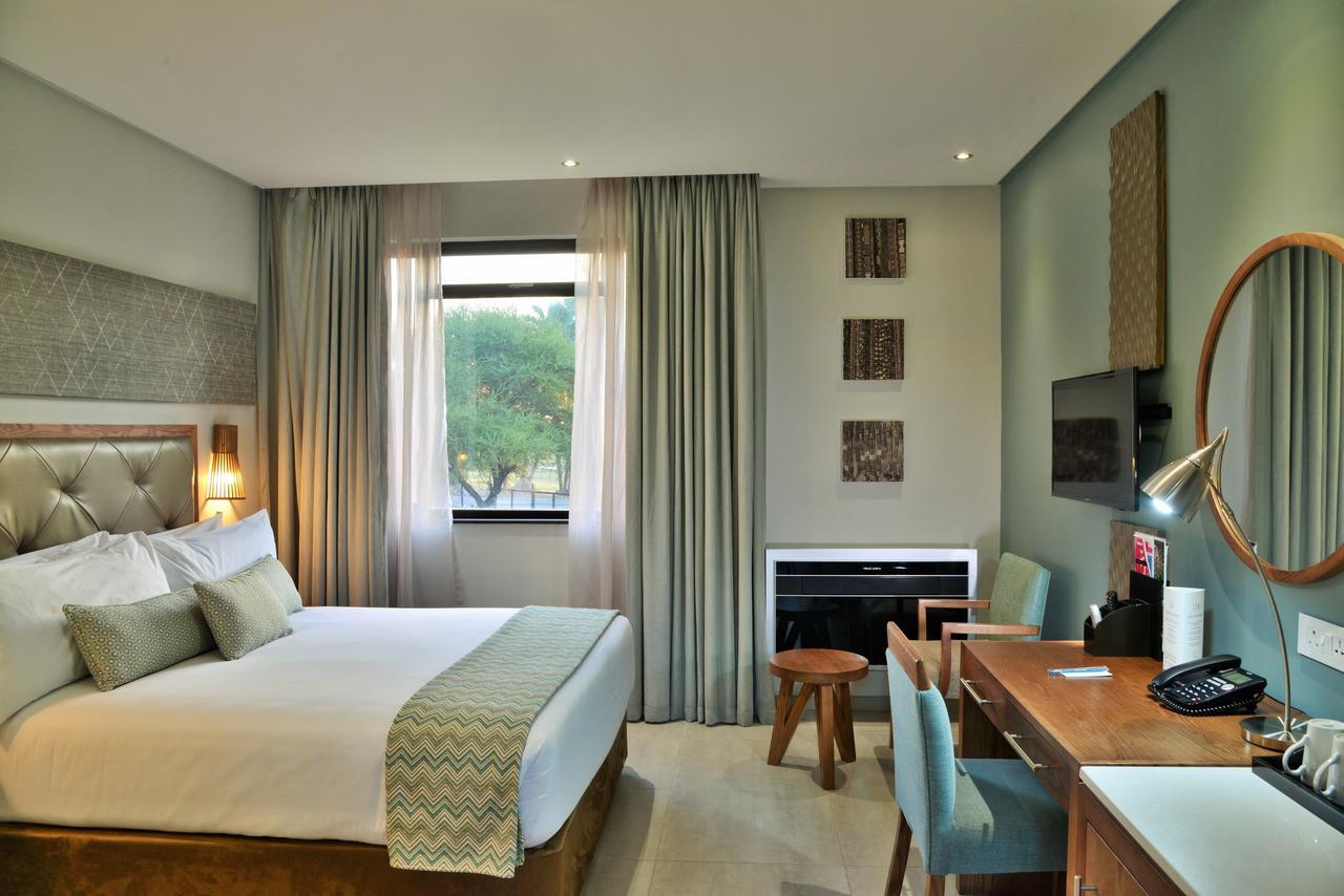 Cresta Maun Hotel Eksteriør billede